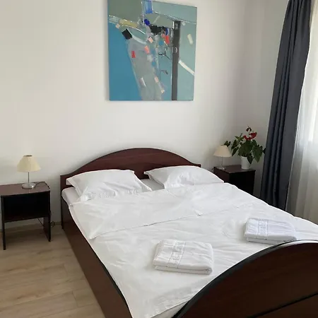 亚斯敏旅馆 酒店 3*