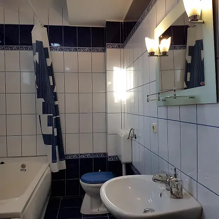 Hotel Yasmine